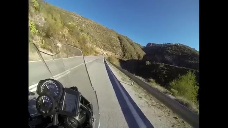 SpaceCamper- Panorama Aufstelldach öffnen + schließen