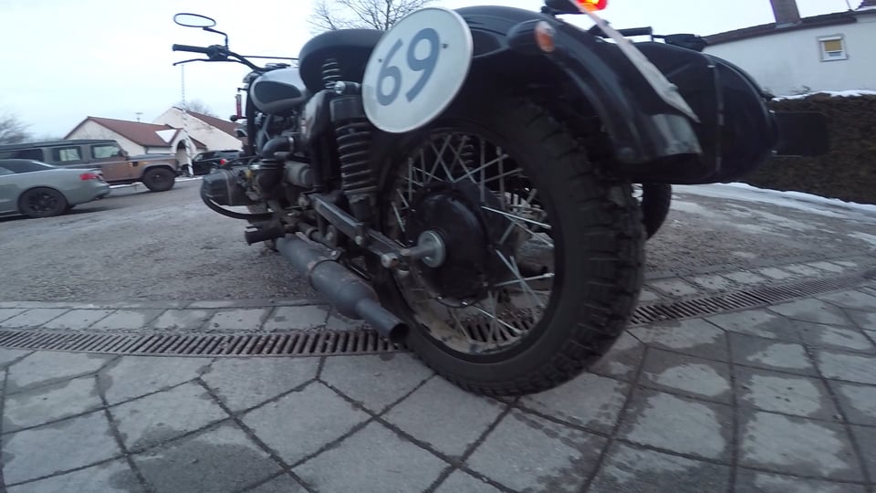 So fahren Sie richtig in Eis und Schnee