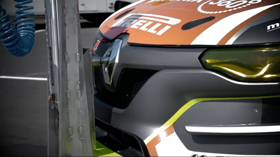 HAMANN APP / Porsche Macan Active Sound Gateway