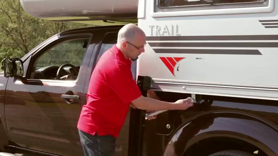  Audi connect: Eine 3D-Animation zeigt die Audi connect Dienste | selected by motomovie