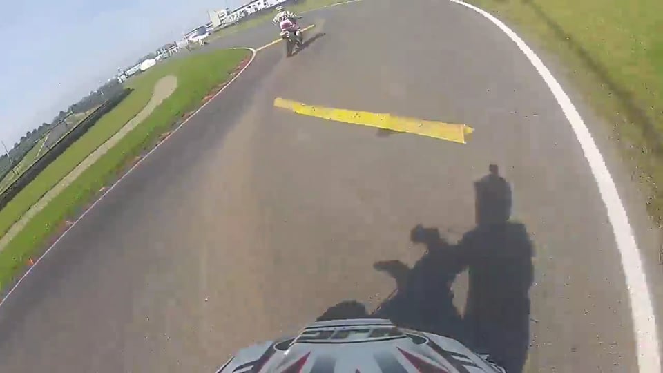 mcchip-dkr Mercedes-AMG E63 S 5.5 V8 Bi-Turbo MC800