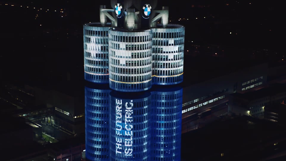 Die Ducati Panigale V4 auf der Rennstrecke...