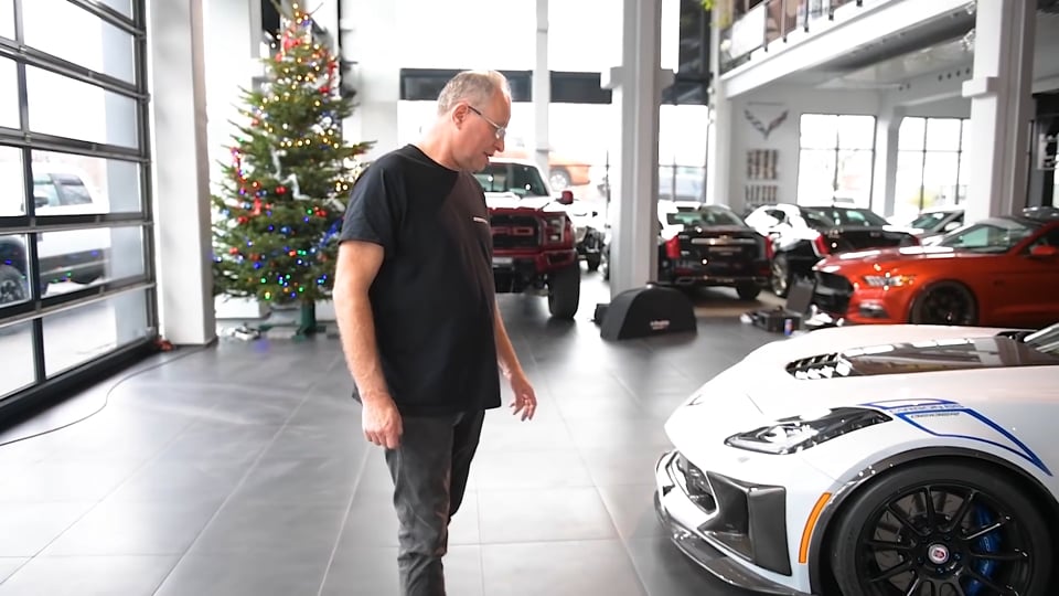  Daimler Financial Services: Ganz neues Kundenerlebnis mit dem digitalen Avatar „Sarah“