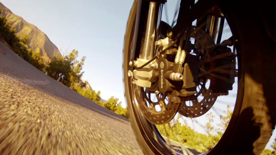  Der Audi e-tron-Prototyp im Faraday‘schen Käfig 