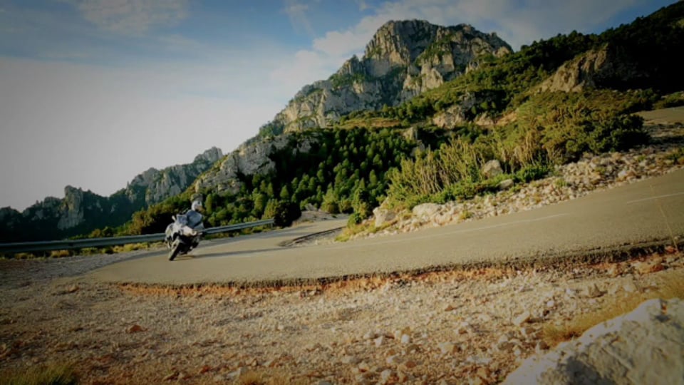 Maria Sharapova and Mark Webber in a 911 GT2 RS