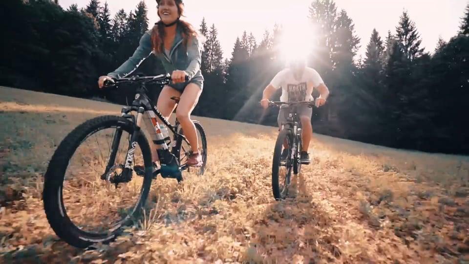 Neuer Cayenne jetzt auch als Plug-in-Hybrid – ab Ende Mai im Handel.