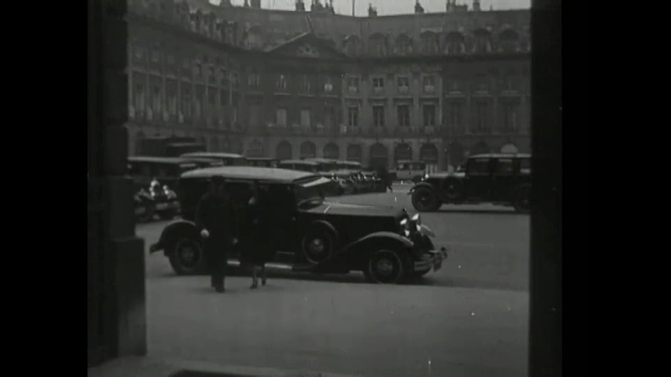 Force Motors produces high performance and premium quality engines and axles for Mercedes Benz India and BMW-India.