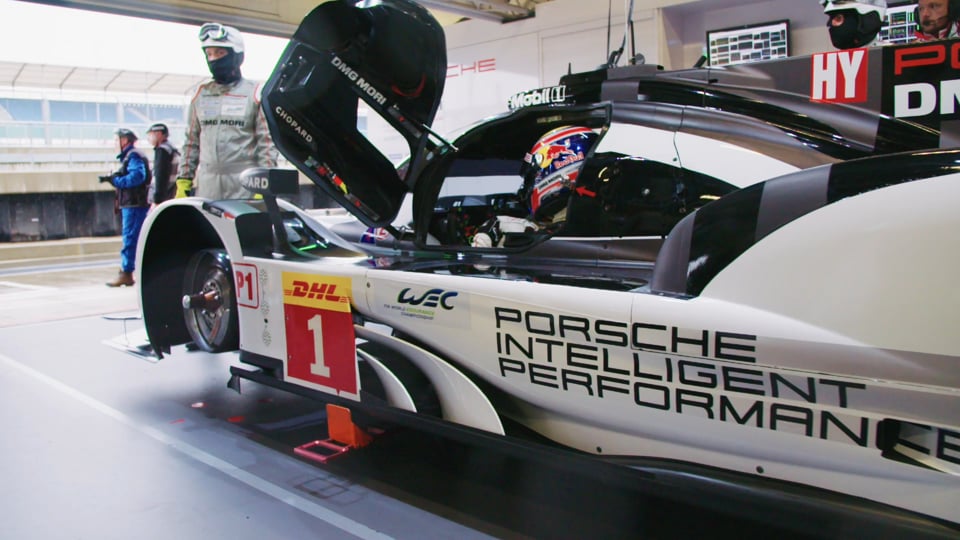 Das neue BMW 4er Cabrio Snapper Rocks Blau