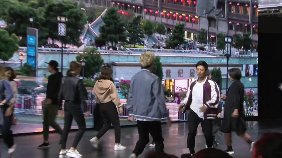 BMW X3 Motion Trailer