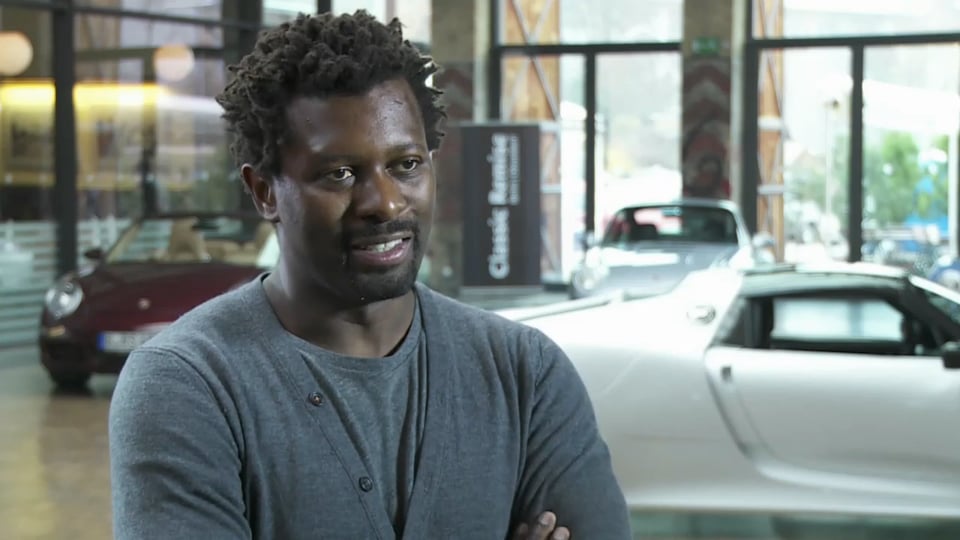 Wirklich clever: das einfache Nissan-System um Reifen zum passenden Reifendruck zu bekommen. 