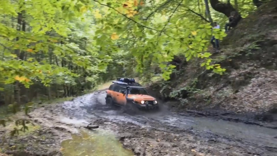 The new MINI Cooper and the new MINI Cooper S