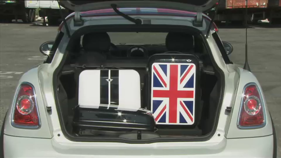  Tougher than ever: Nissan launches Navara OFF-ROADER AT32 