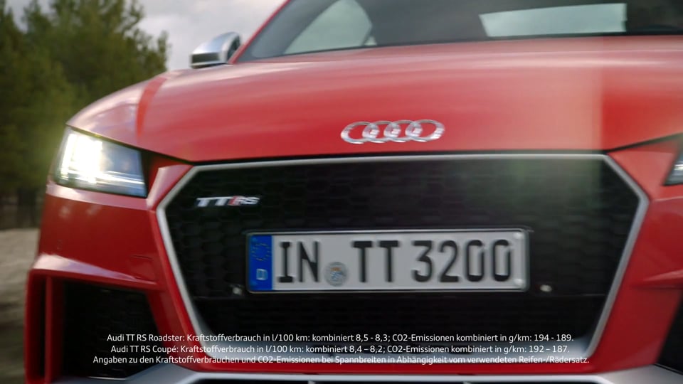 The 130 Year "War": Dunlop celebrates Le Mans competition...