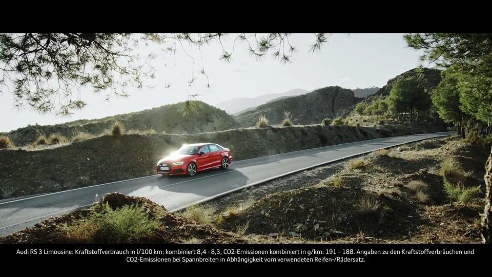  Jaguar Land Rover donates two F-TYPEs to transform the lives of military veterans