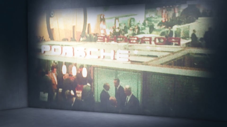 Mercedes Benz Actros: Fahren mit dem Abbiege-Assistent: So fühlt sich das an. 