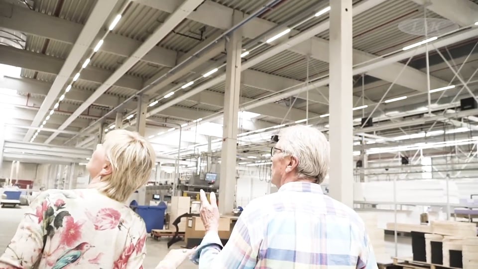 Mit dem Tatra durchs Wasserloch