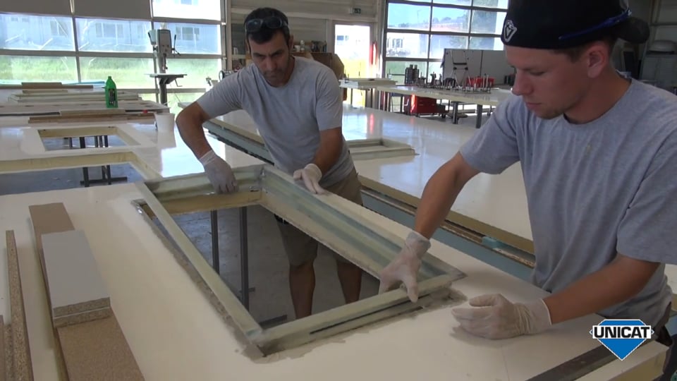 Wer bietet mit? Volvo XC40 im Graffiti-Design by René Turrek wird für „Ein Herz für Kinder“ versteigert