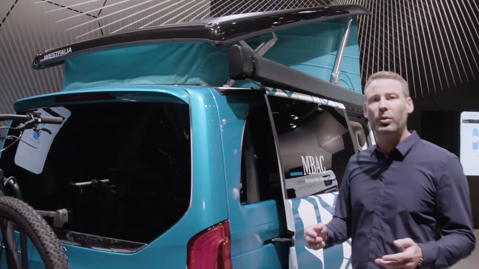 Aston Martin at the Paris Motor Show: DBS