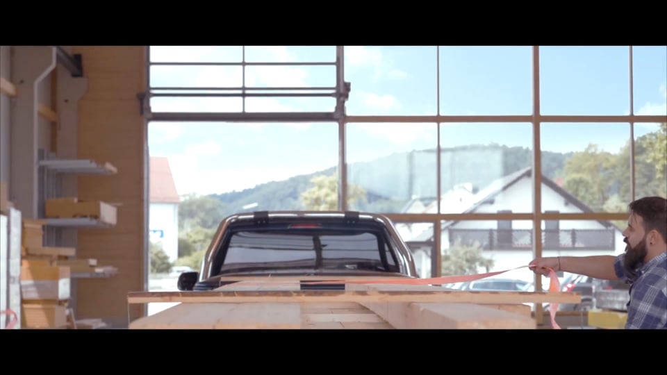 The wedding of Samantha and John – in a Cayenne