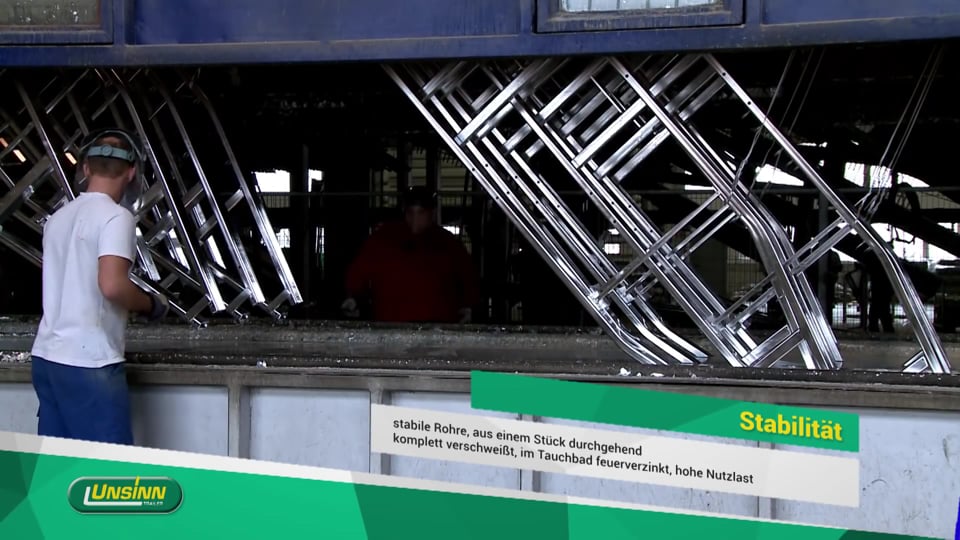 BMW at the 2018 Paris Motor Show.