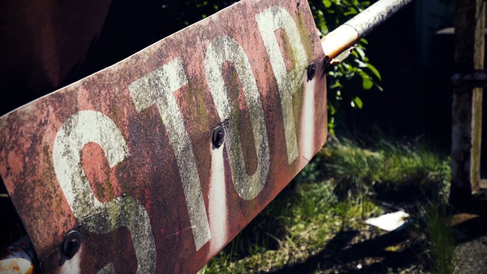 Towing a 356 Speedster with a 570 S McLaren